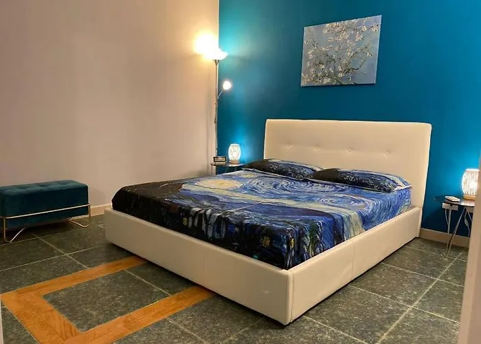 Iris Apartment